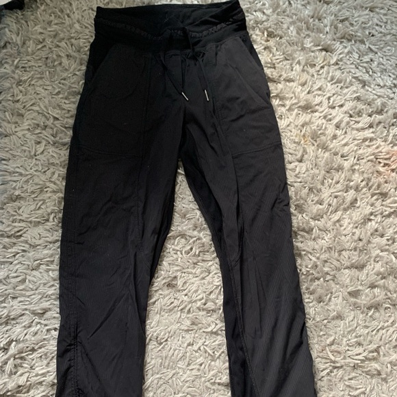 Lululemon Dance Studio Crop 25” - Picture 3 of 10